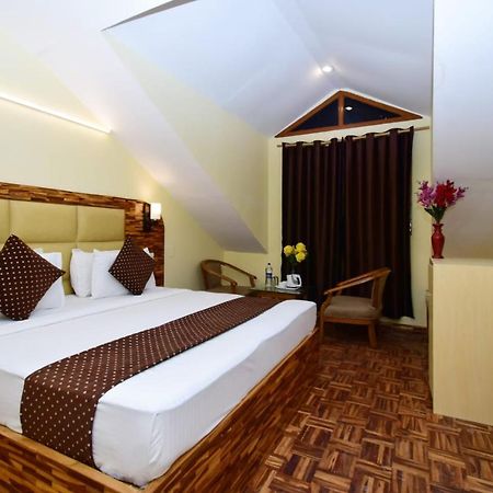 Manali Holiday Lnn - Gym, Spa, Dj Night, Pool Exteriör bild